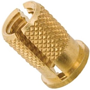 BB1032-8 VMP THREADED INSERT BRASS